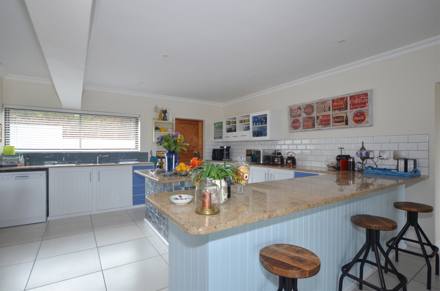 3 Bedroom Property for Sale in Yzerfontein Western Cape